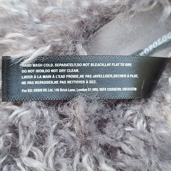 Anthropologie Faux Fur Scarf Blue Gray Colorblock Cozy Soft Boho 62" x 8" NWOT - Picture 6 of 6